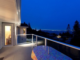 West Vancouver Waterfront Homes