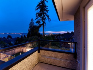 West Vancouver Water Front Homes