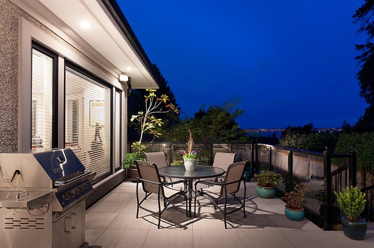 West Vancouver Luxury Homes