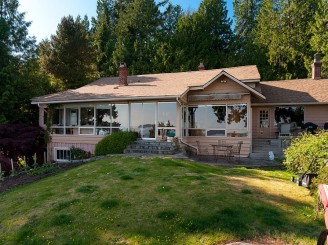 West Vancouver Waterfront Homes