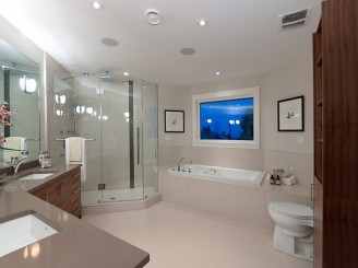 West Vancouver Homes