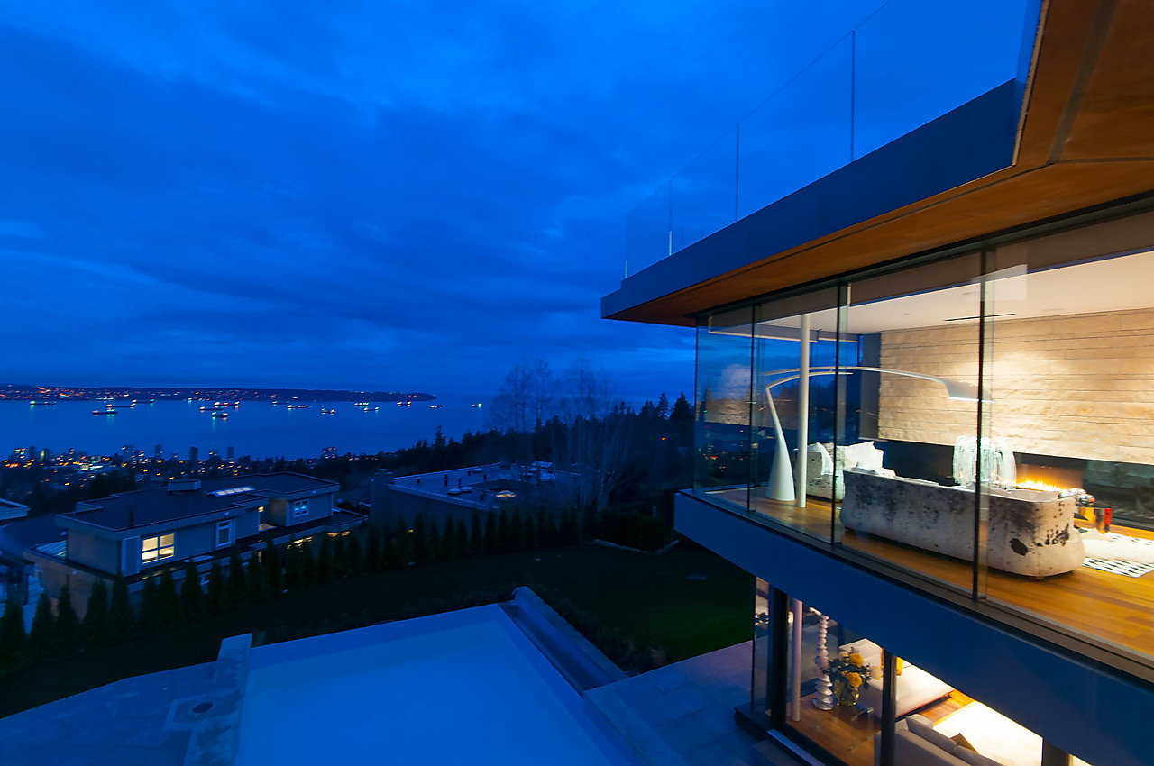 West Vancouver Waterfront Homes