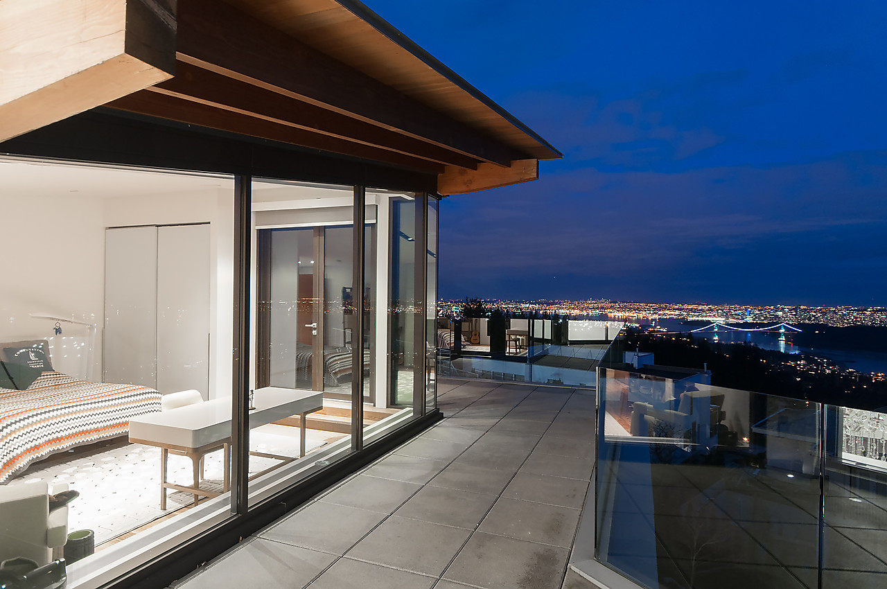 West Vancouver Water Front Homes