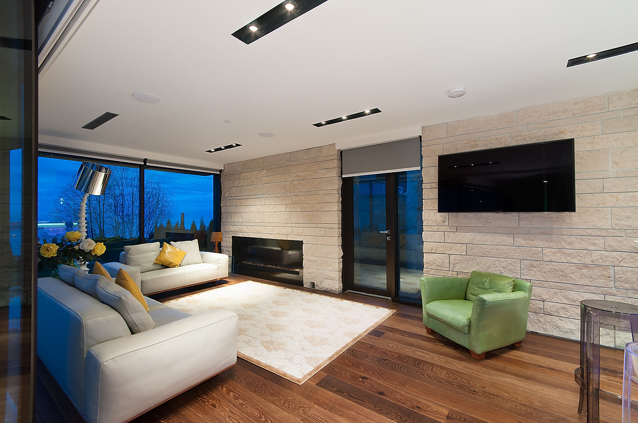 West Vancouver Waterfront Homes