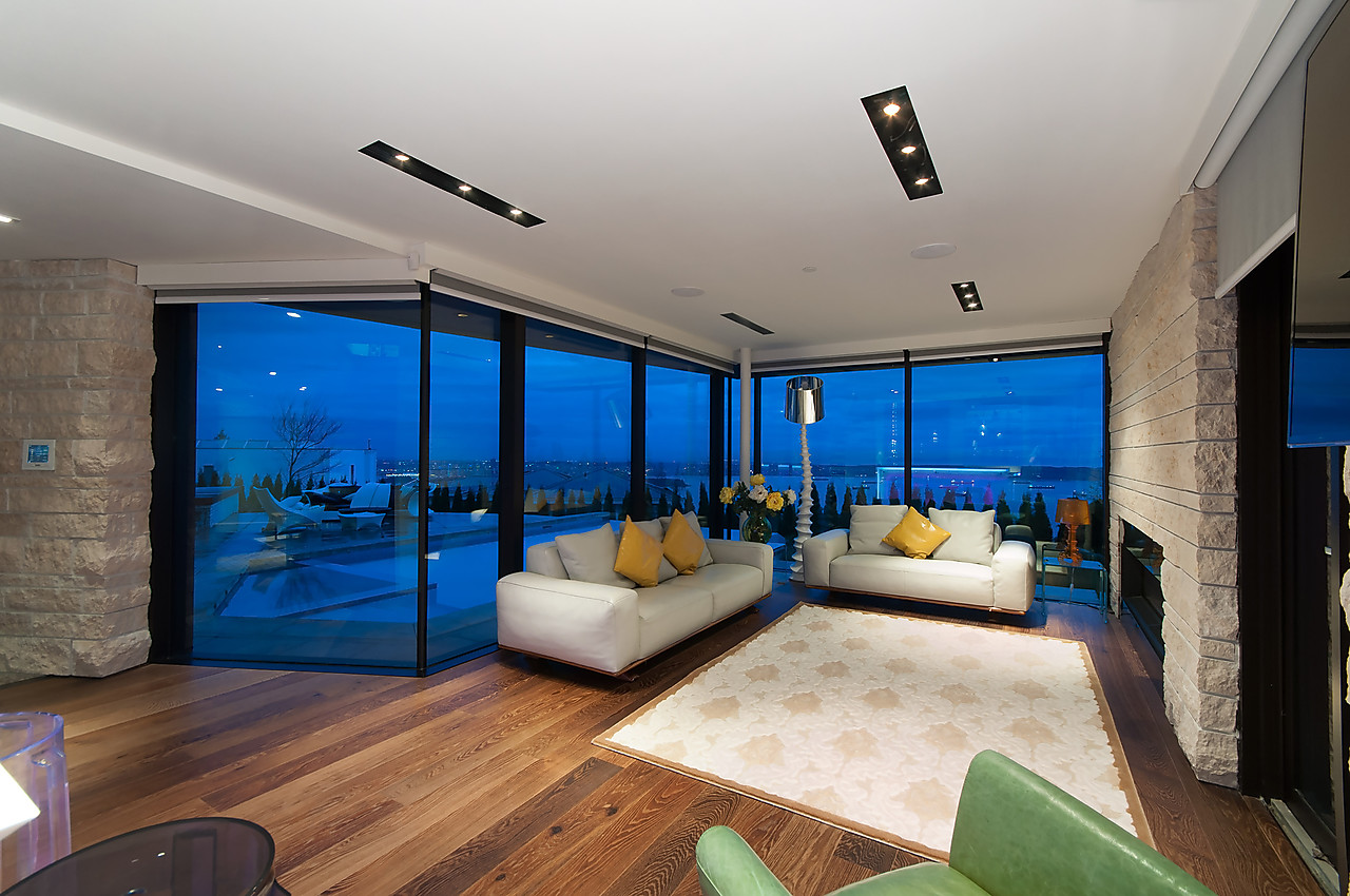 West Vancouver Homes