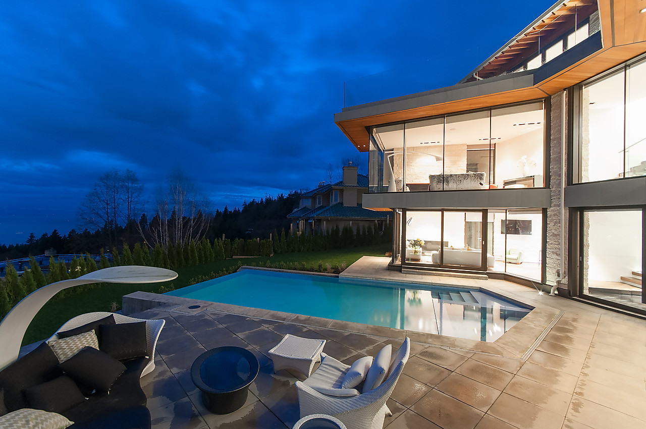 West Vancouver Real Estate