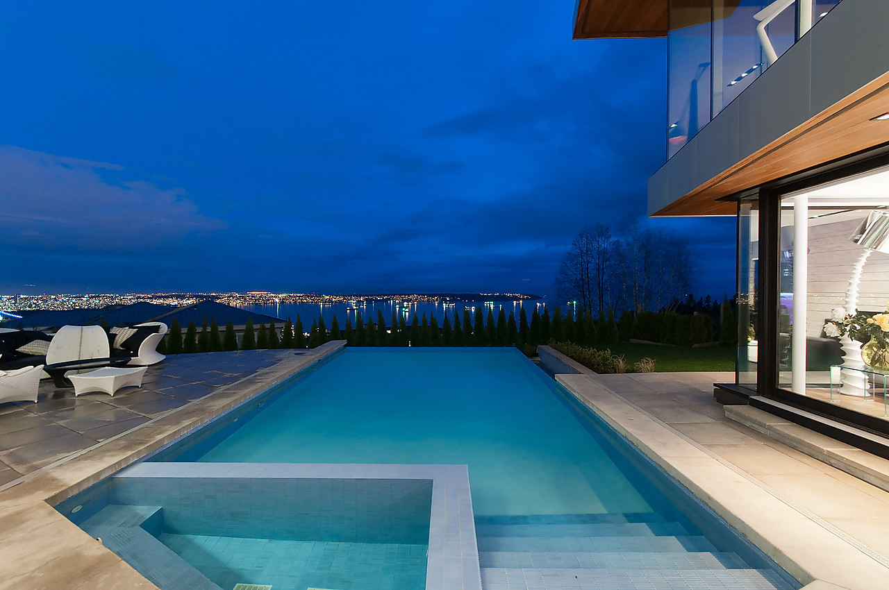 West Vancouver Luxury Homes
