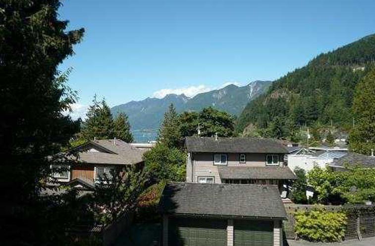 West Vancouver Waterfront Homes