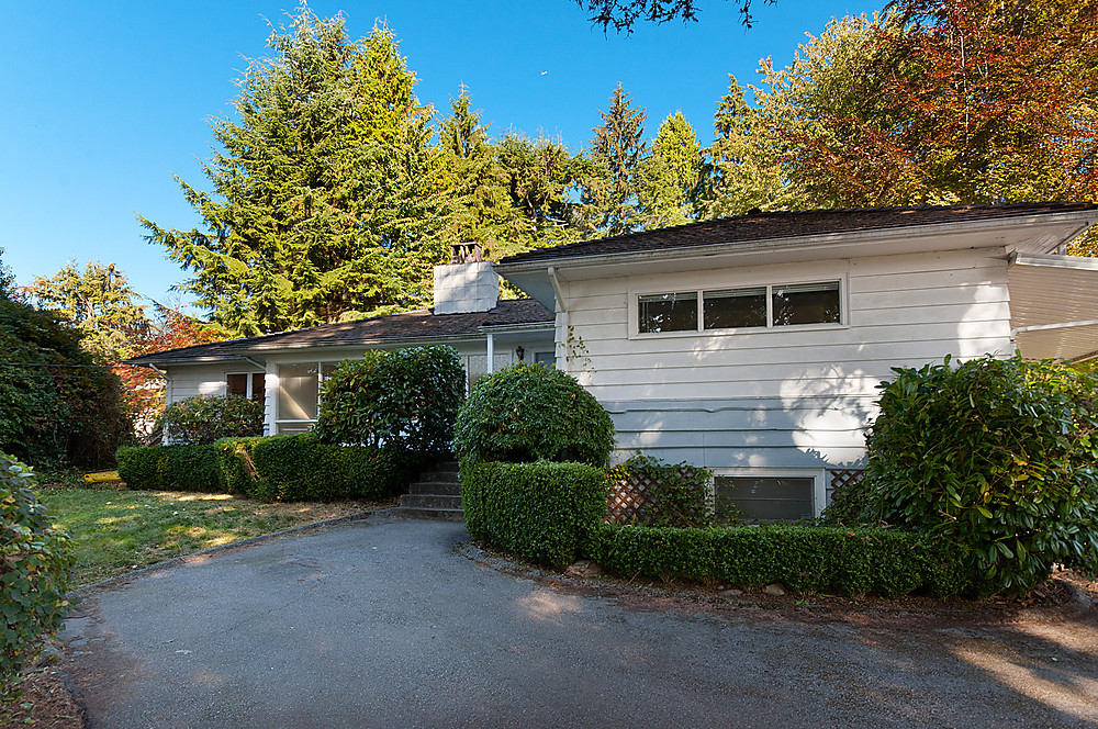 West Vancouver Waterfront Homes