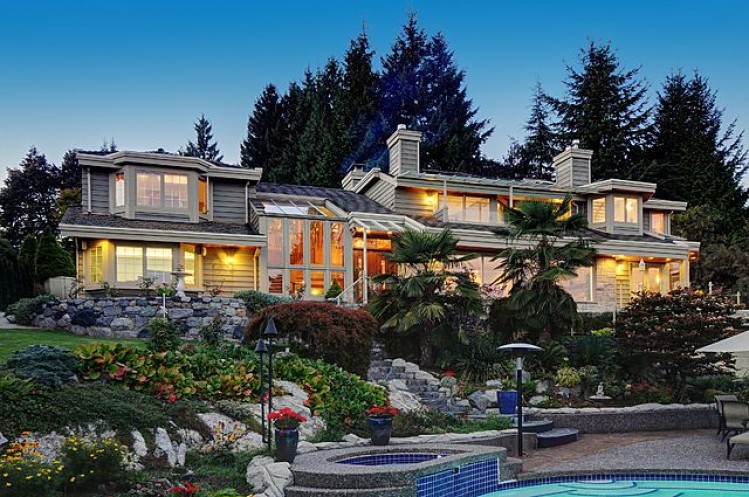 West Vancouver Water Front Homes