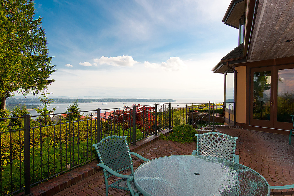 West Vancouver Waterfront Homes